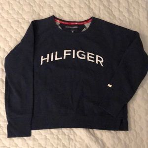 Navy short sweatshirt
